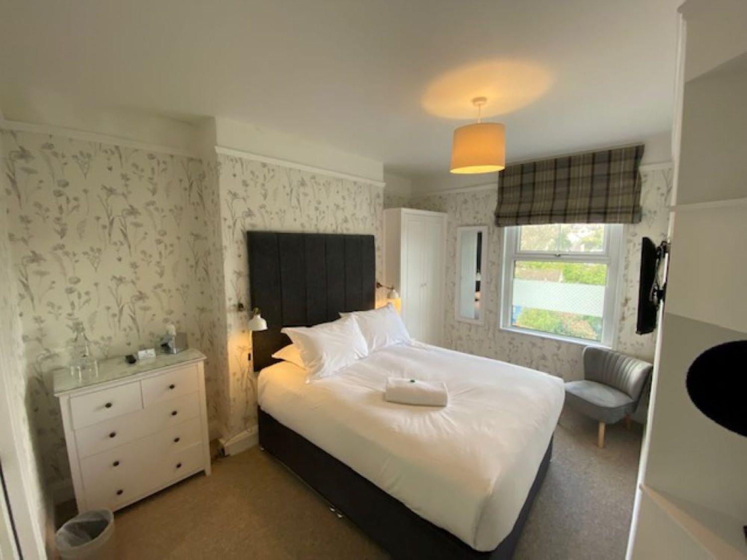 Camelot 4* Falmouth